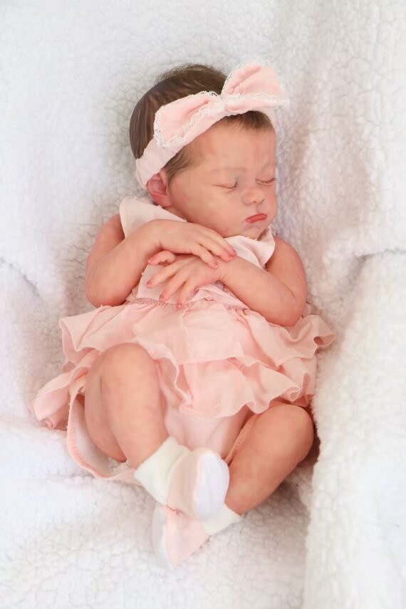 Everleigh Gwen Reborn Doll