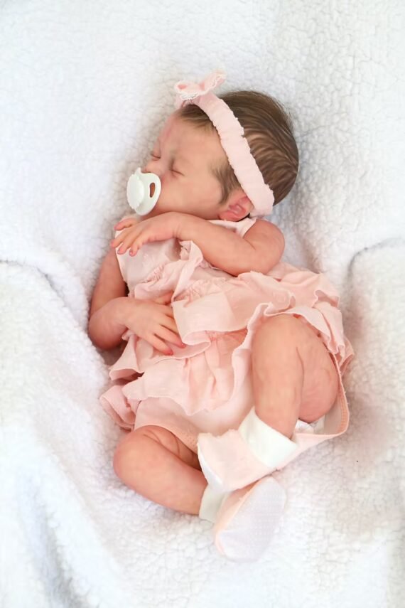 Everleigh Gwen Reborn Doll
